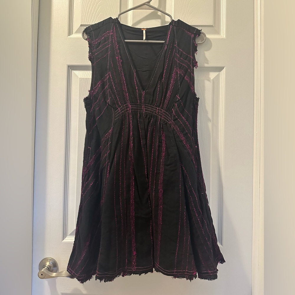 Free People Tunic/Dress, Black with Hot Pink Stitching, V-Neck, size XS